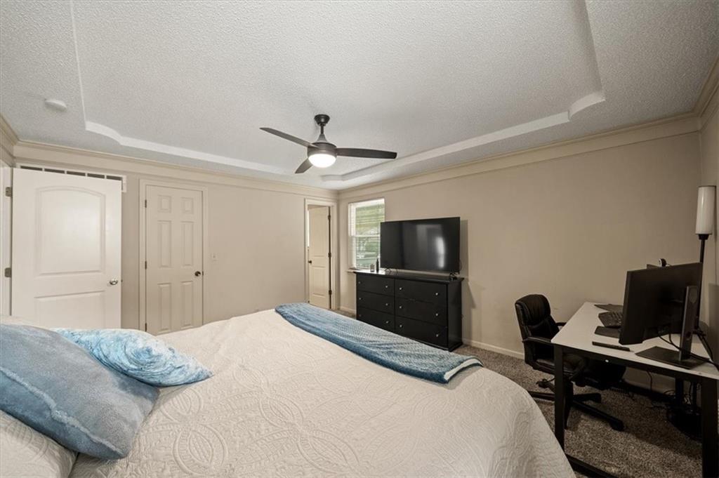 14923 W Peppermill Drive