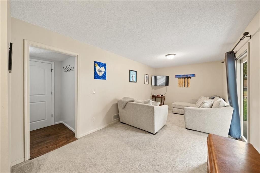 14923 W Peppermill Drive