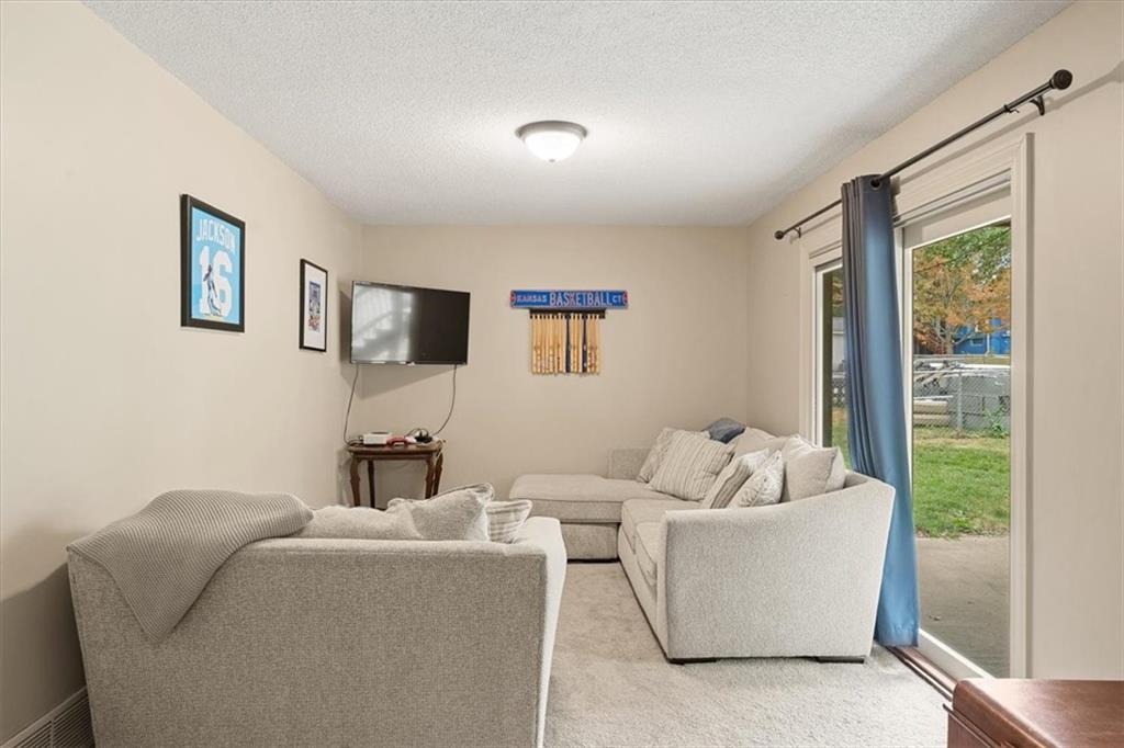 14923 W Peppermill Drive