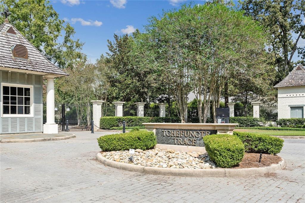 15141 DENDINGER Drive