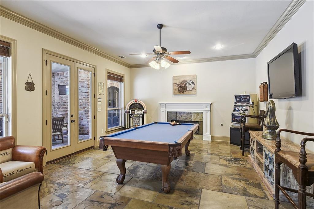 151 WINDERMERE Way