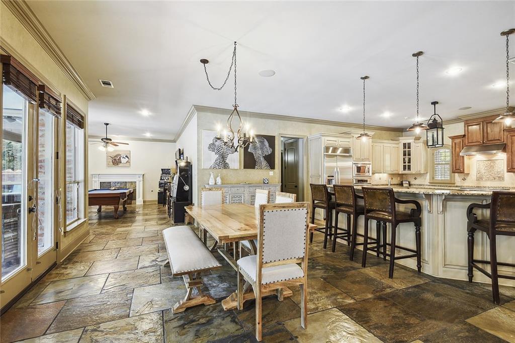 151 WINDERMERE Way