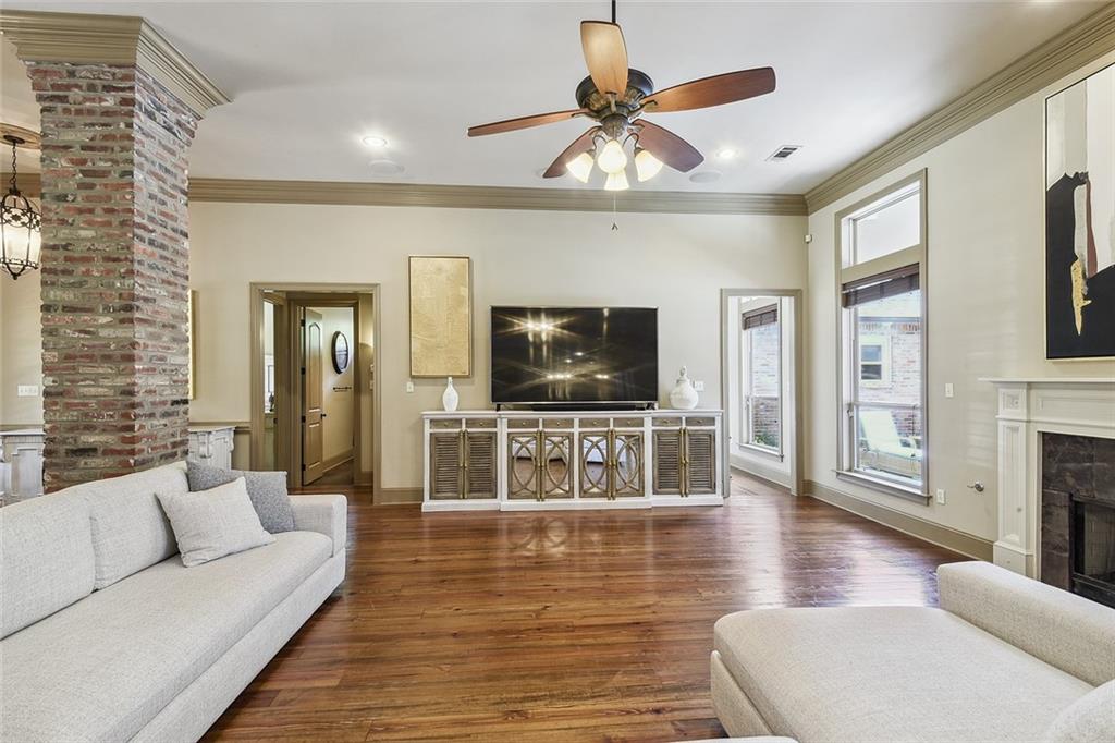 151 WINDERMERE Way