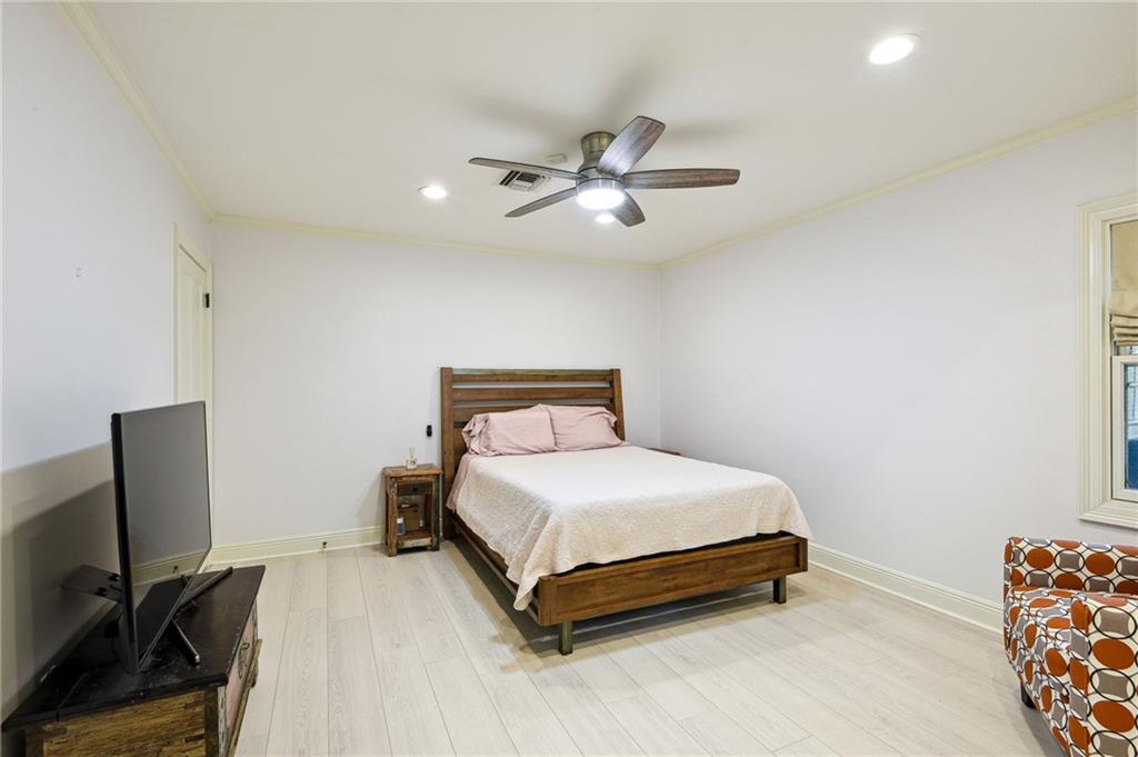 3 VIOLET Drive