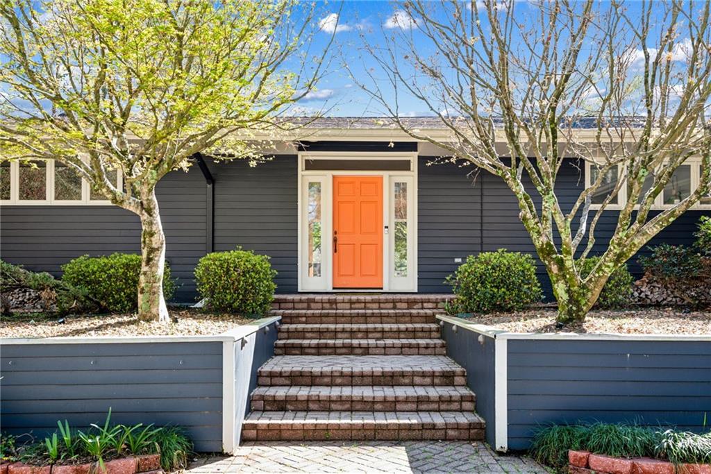 3 VIOLET Drive