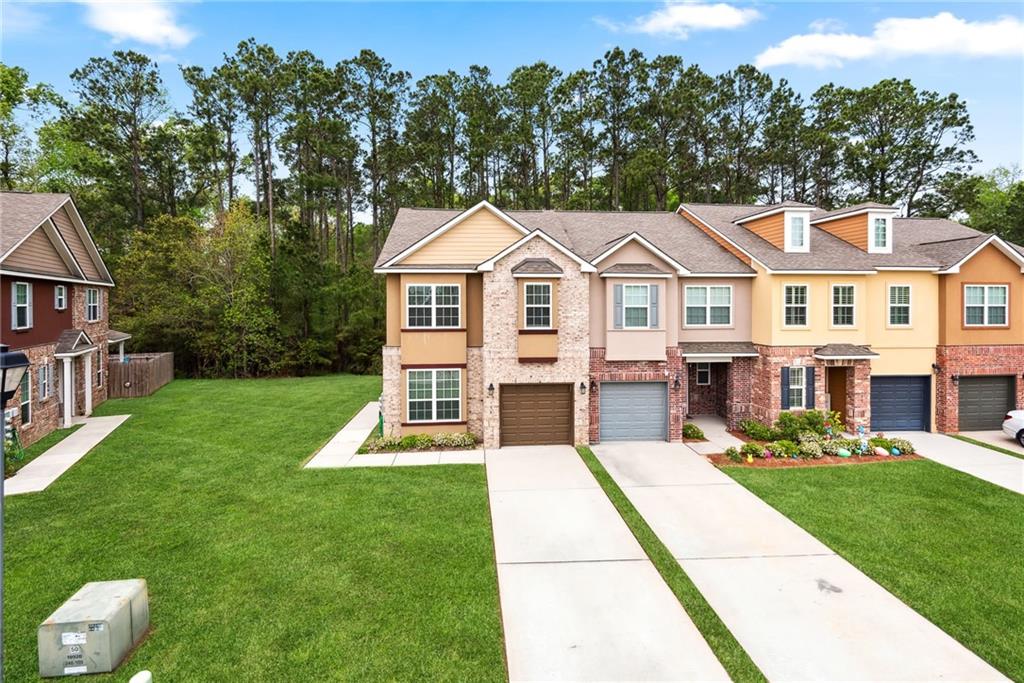 106 WHITE HERON Drive