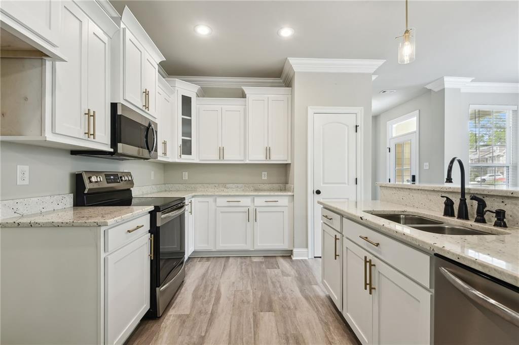 106 WHITE HERON Drive