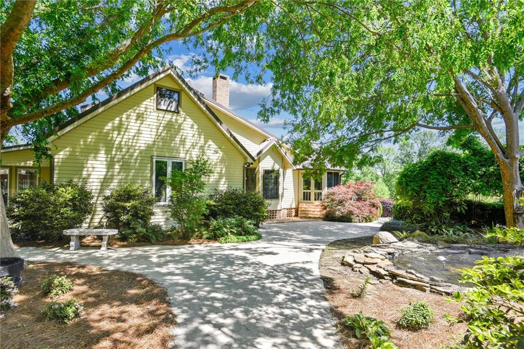 19201 KENZIE Road