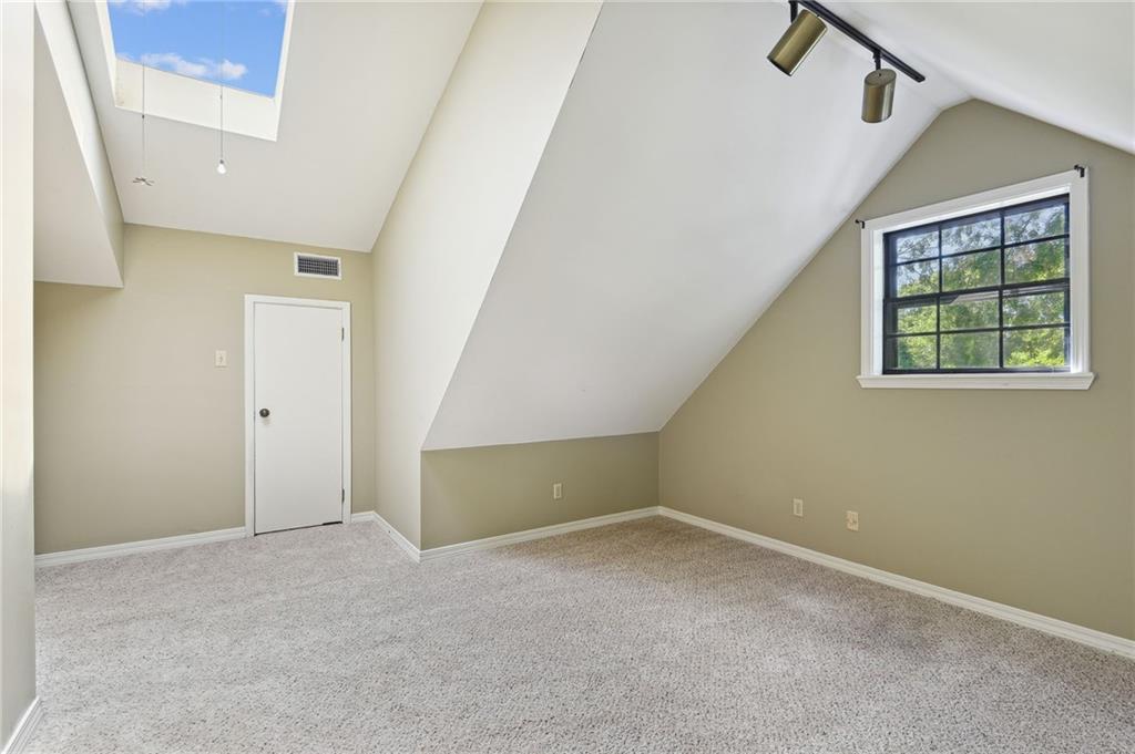 19201 KENZIE Road