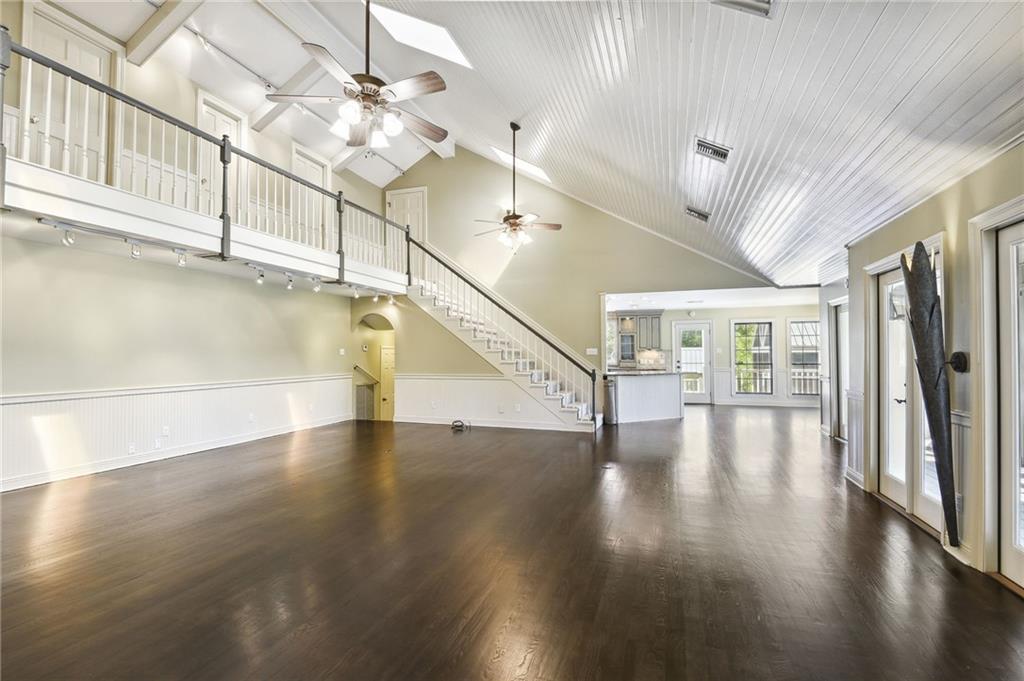 19201 KENZIE Road