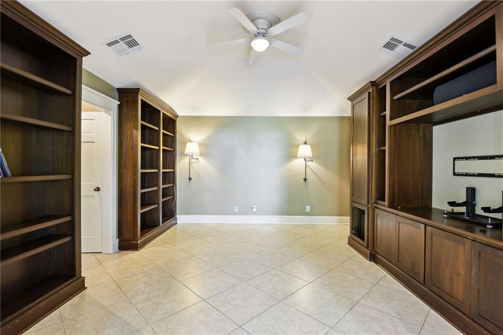 19201 KENZIE Road
