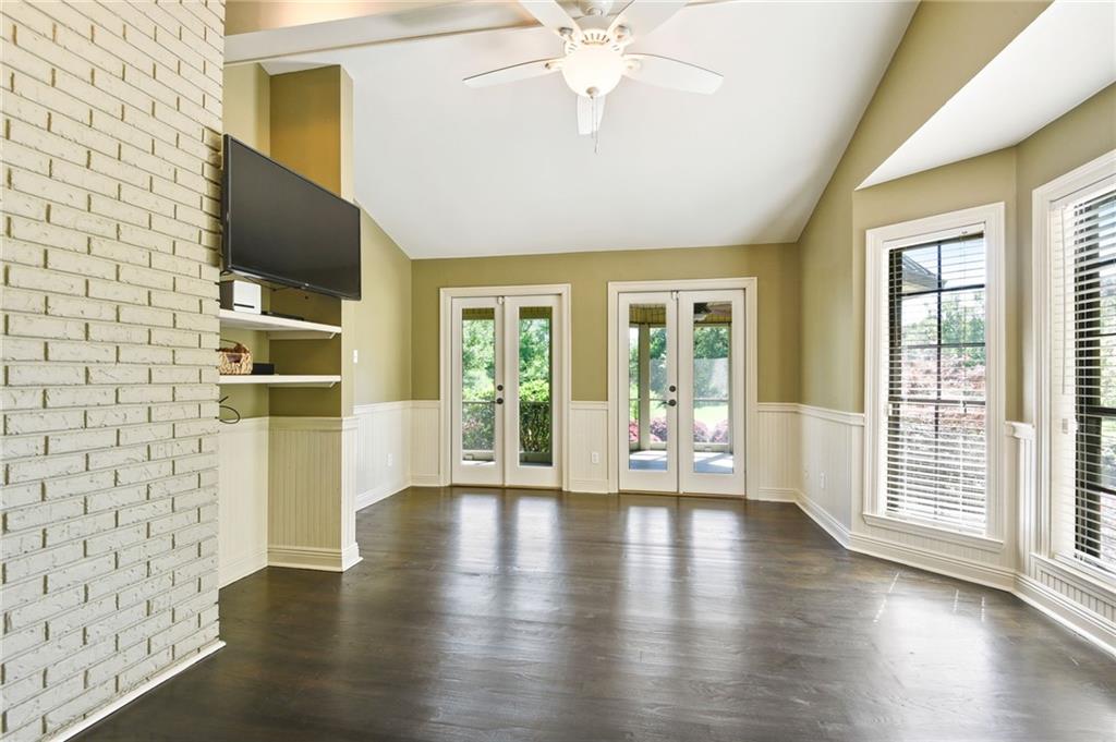19201 KENZIE Road