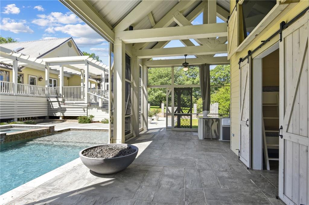 19201 KENZIE Road