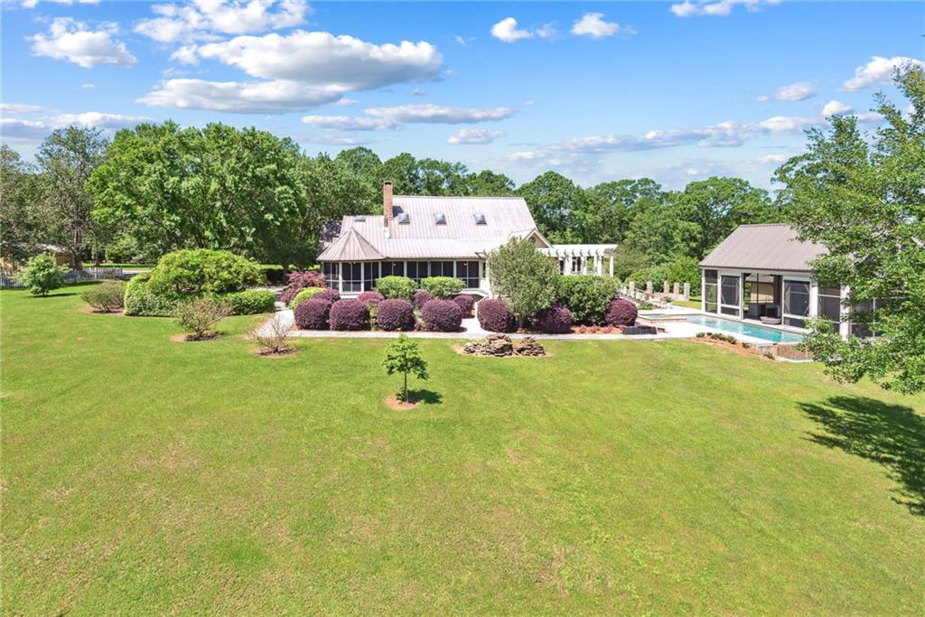 19201 KENZIE Road