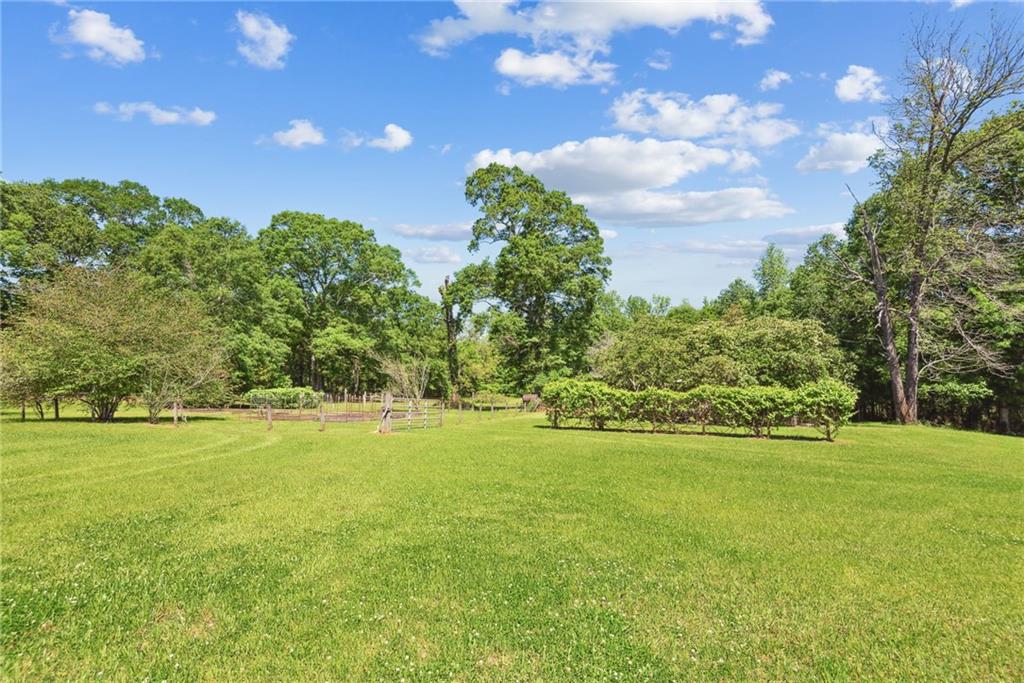 19201 KENZIE Road