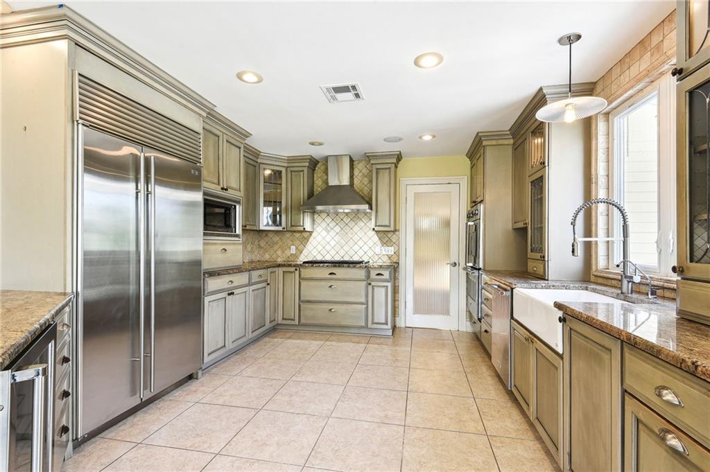 19201 KENZIE Road