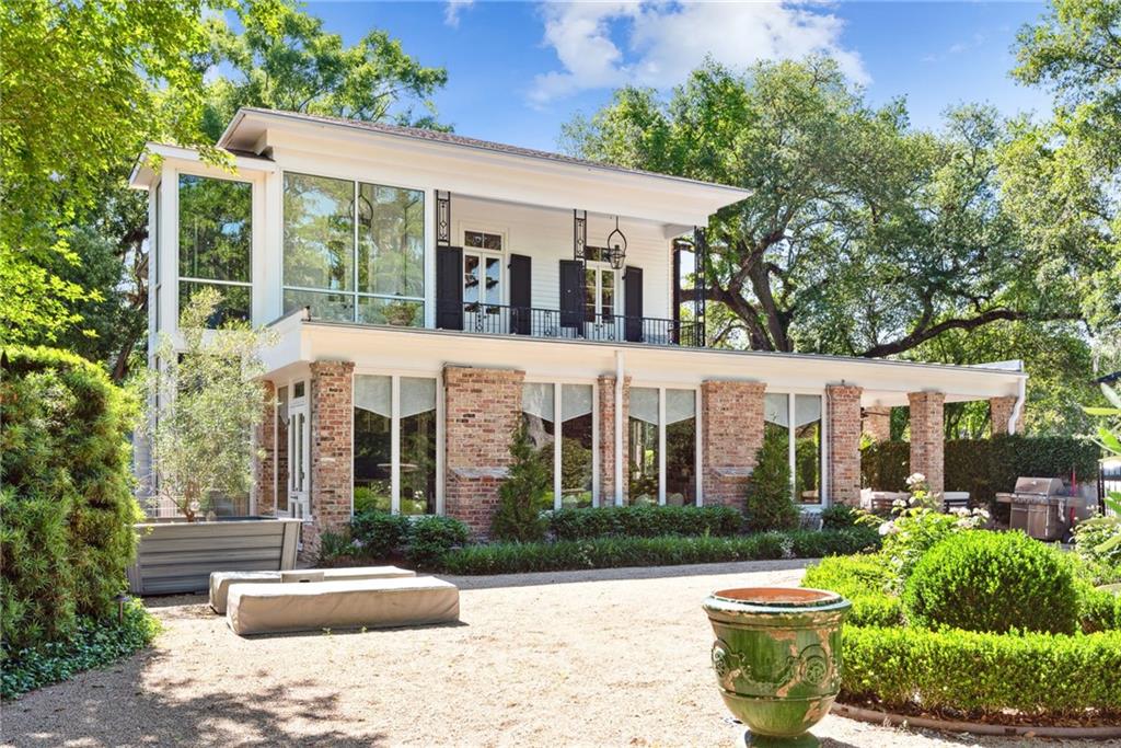 116 PARK Drive