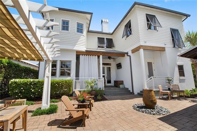 856 CHRETIEN POINT Avenue