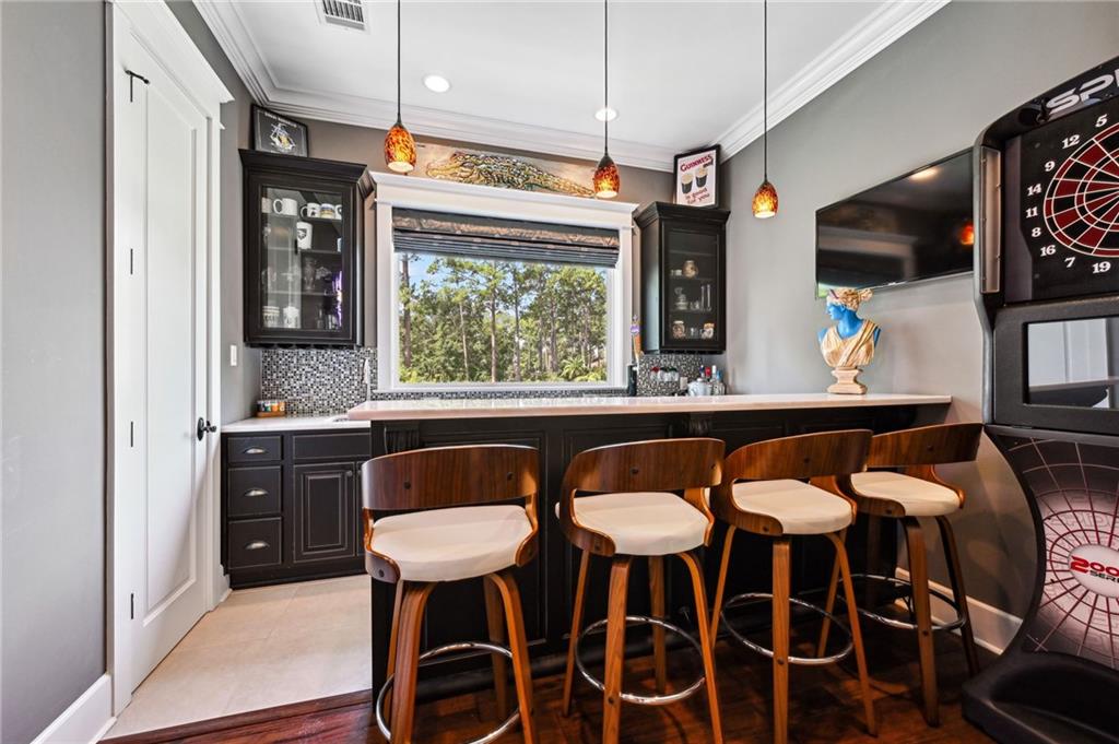 526 NORTHWOODS Drive