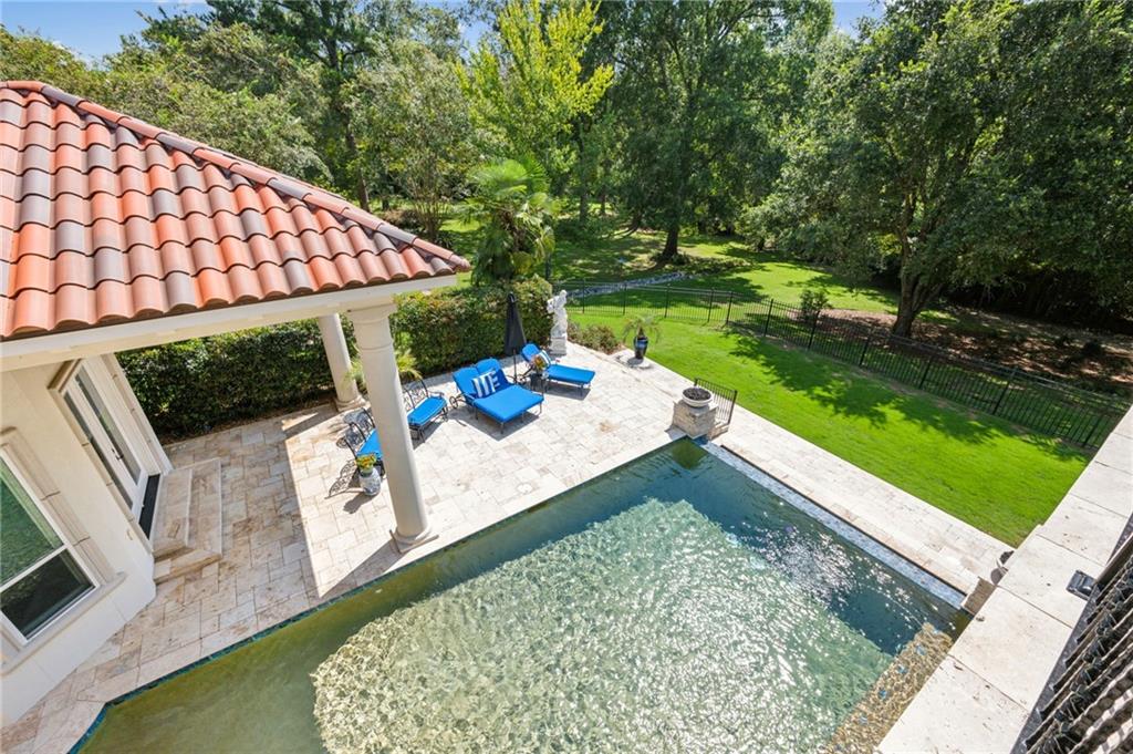 526 NORTHWOODS Drive