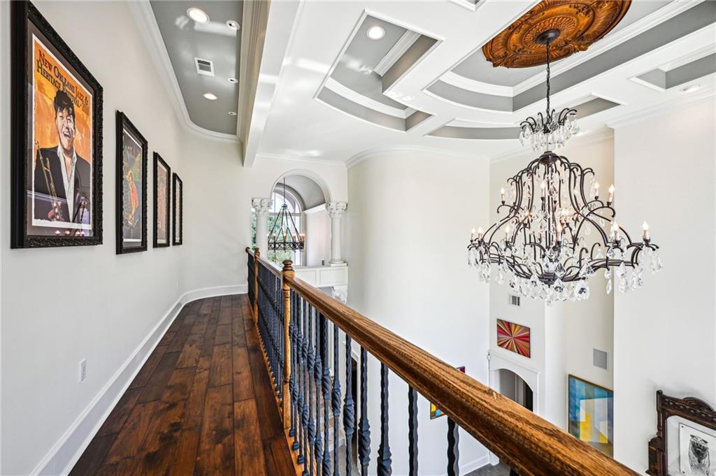 526 NORTHWOODS Drive