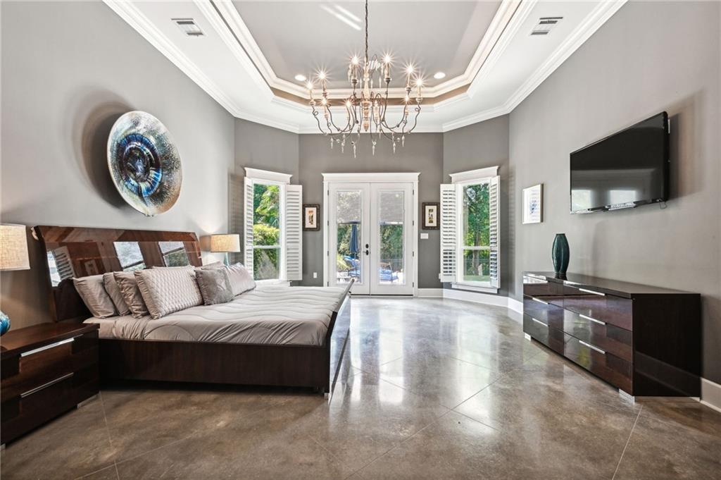 526 NORTHWOODS Drive