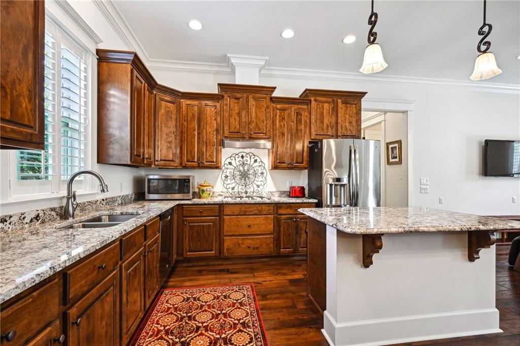 526 NORTHWOODS Drive