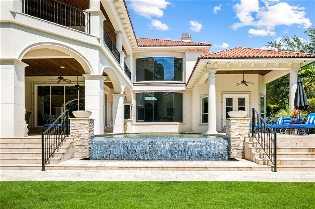 526 NORTHWOODS Drive