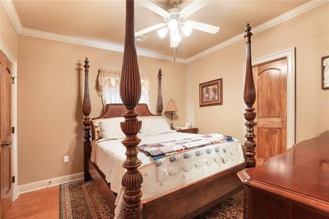 301 SHADY VIEW Lane