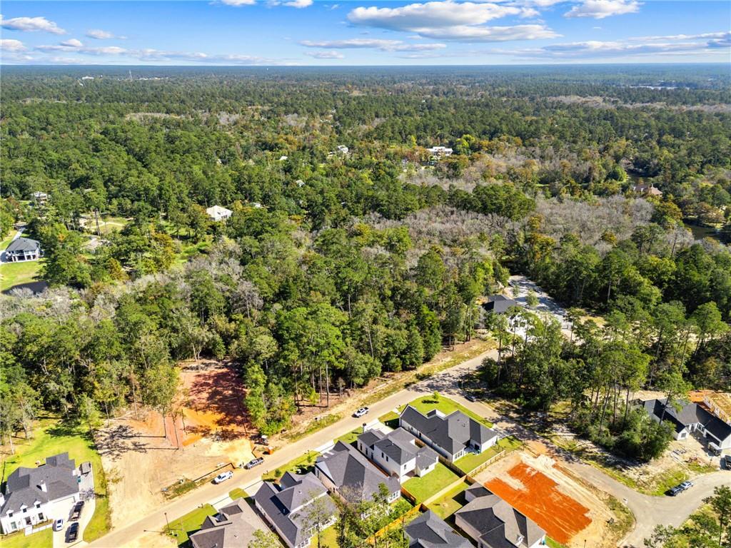 5077 TWIN RIVER Place