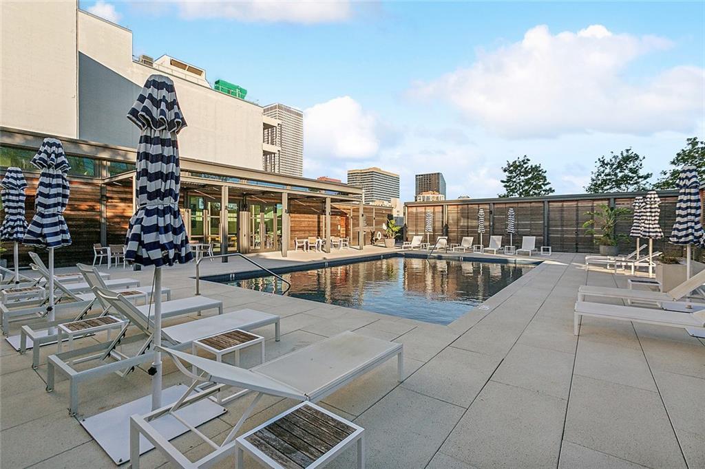 1001 JULIA Street 14E