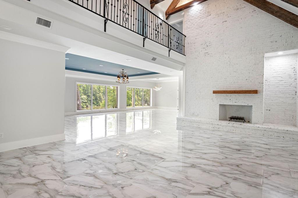 123 N DOGWOOD Drive