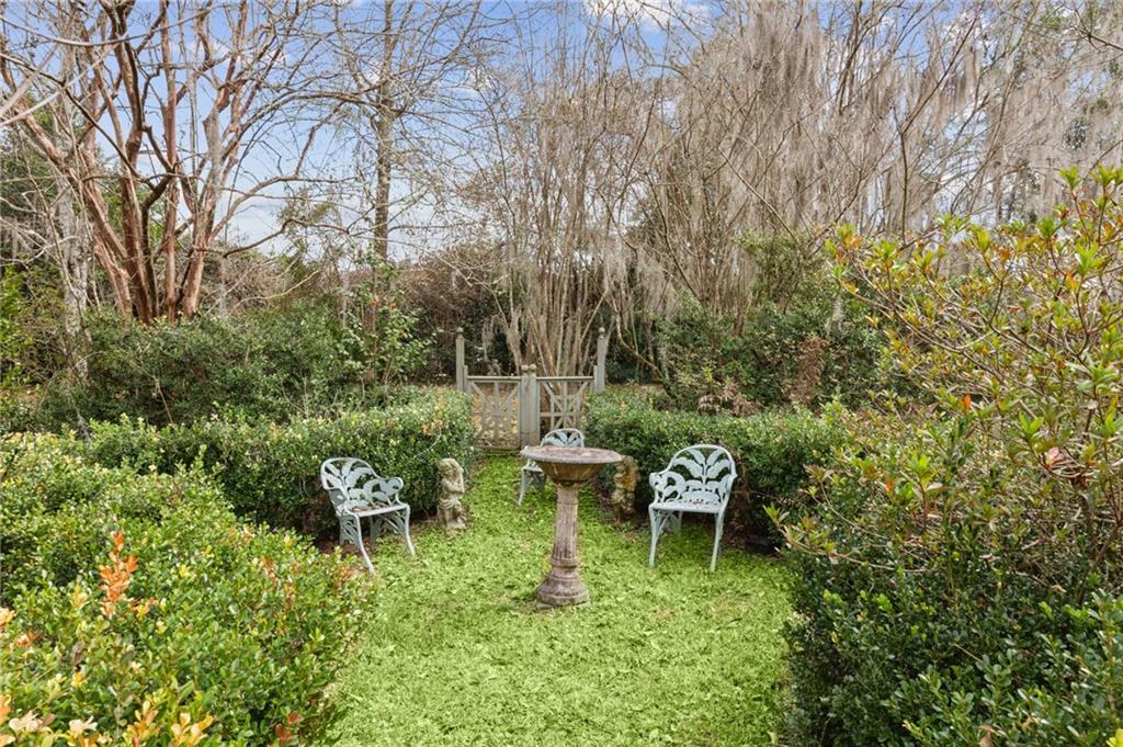 510 S AMERICA Street