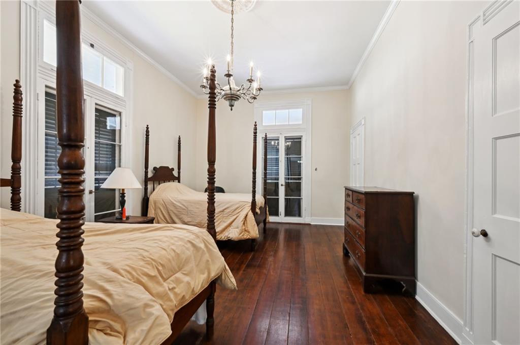 510 S AMERICA Street