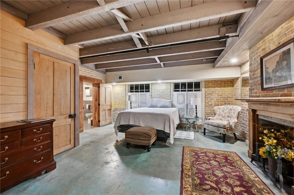 510 S AMERICA Street