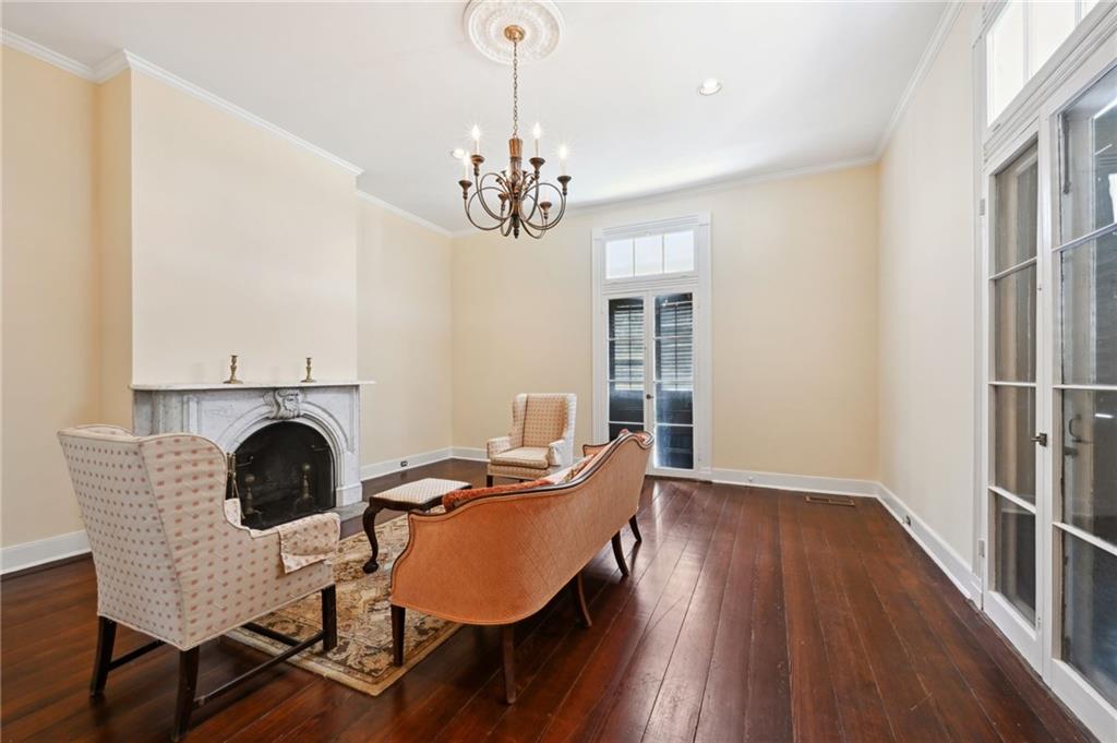 510 S AMERICA Street