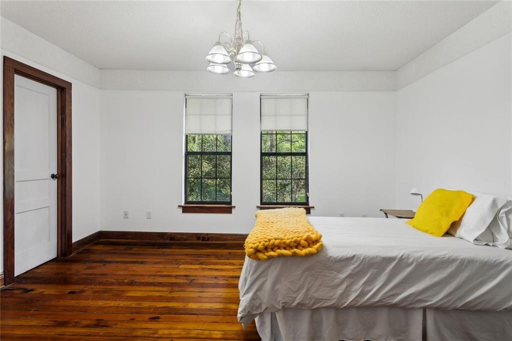 20490 JOHNSEN CROSSING None