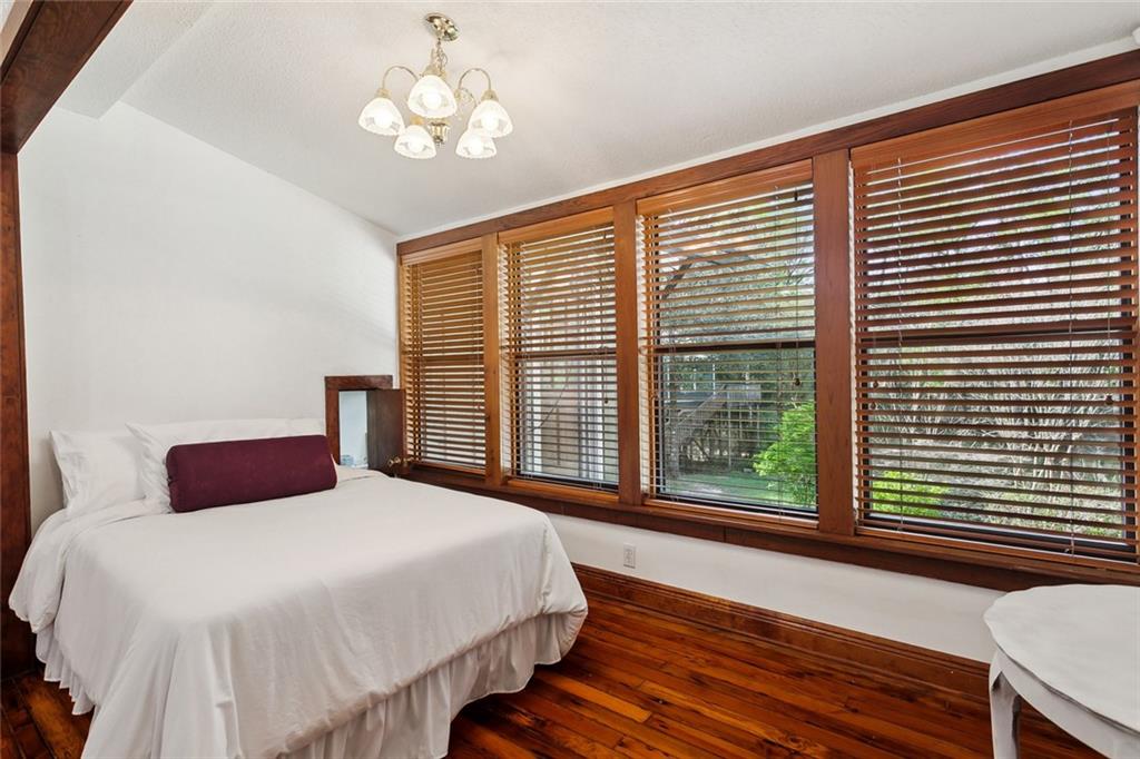 20490 JOHNSEN CROSSING None