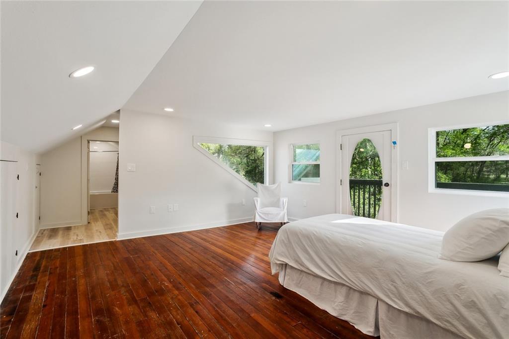 20490 JOHNSEN CROSSING None