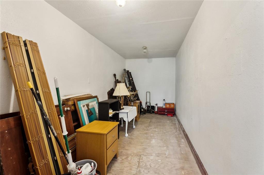 20490 JOHNSEN CROSSING None