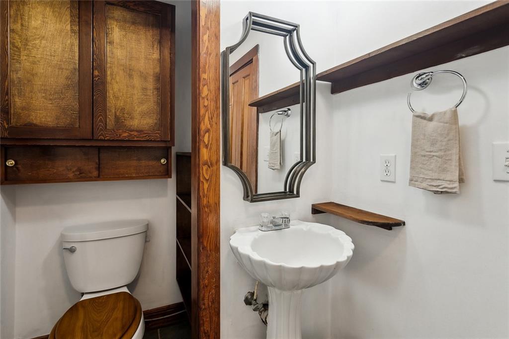 20490 JOHNSEN CROSSING None