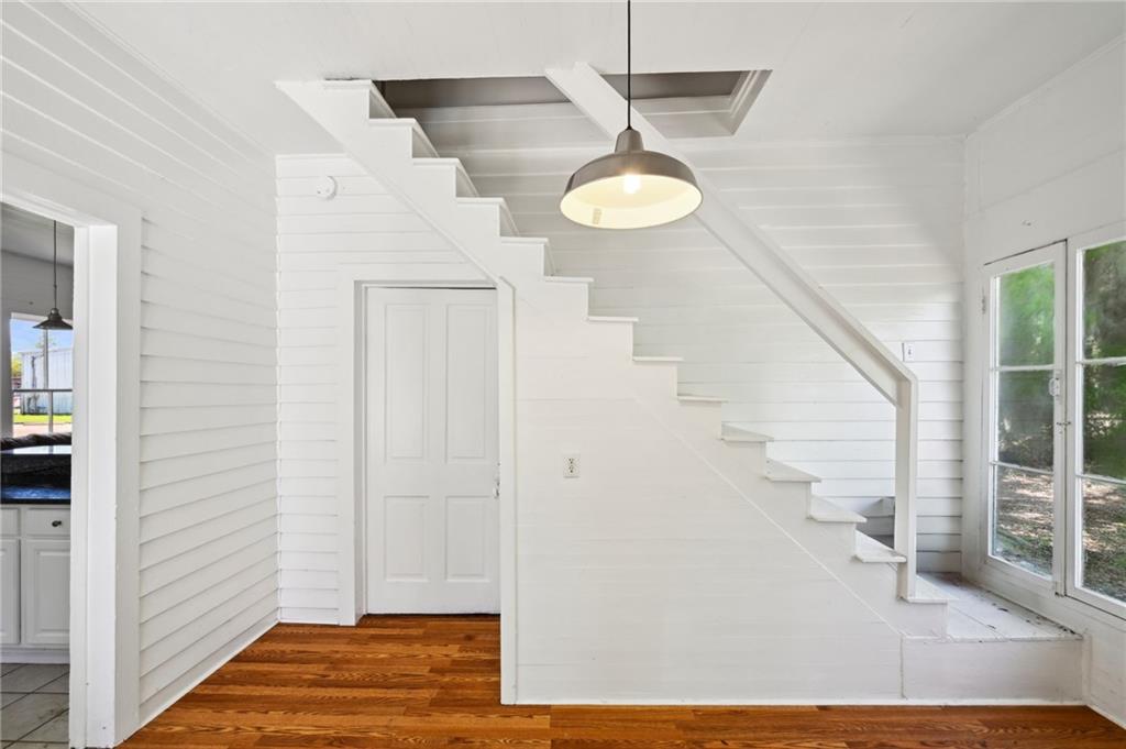 2100 GENERAL PERSHING Street