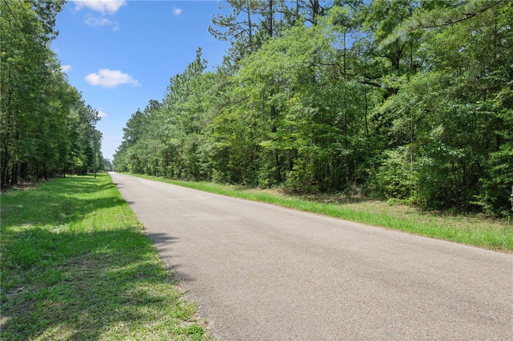 25.64 ACRES DREAMLAND Court