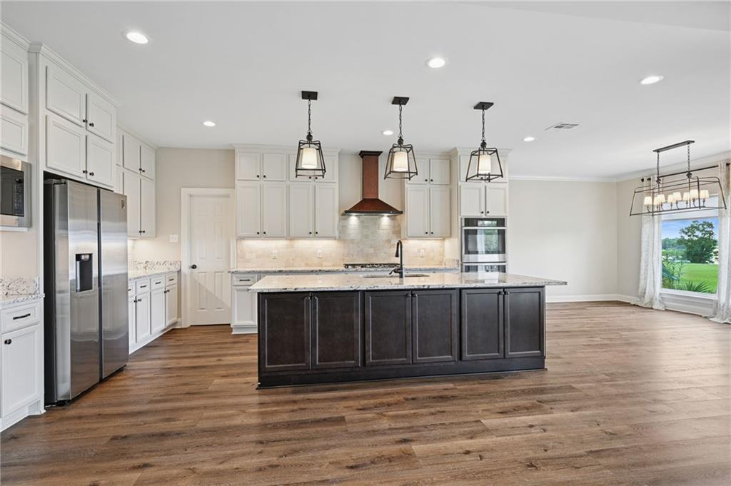 122 HIGHLAND CREST Drive