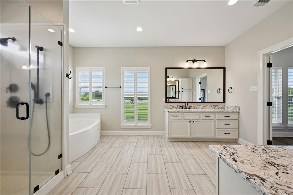 122 HIGHLAND CREST Drive