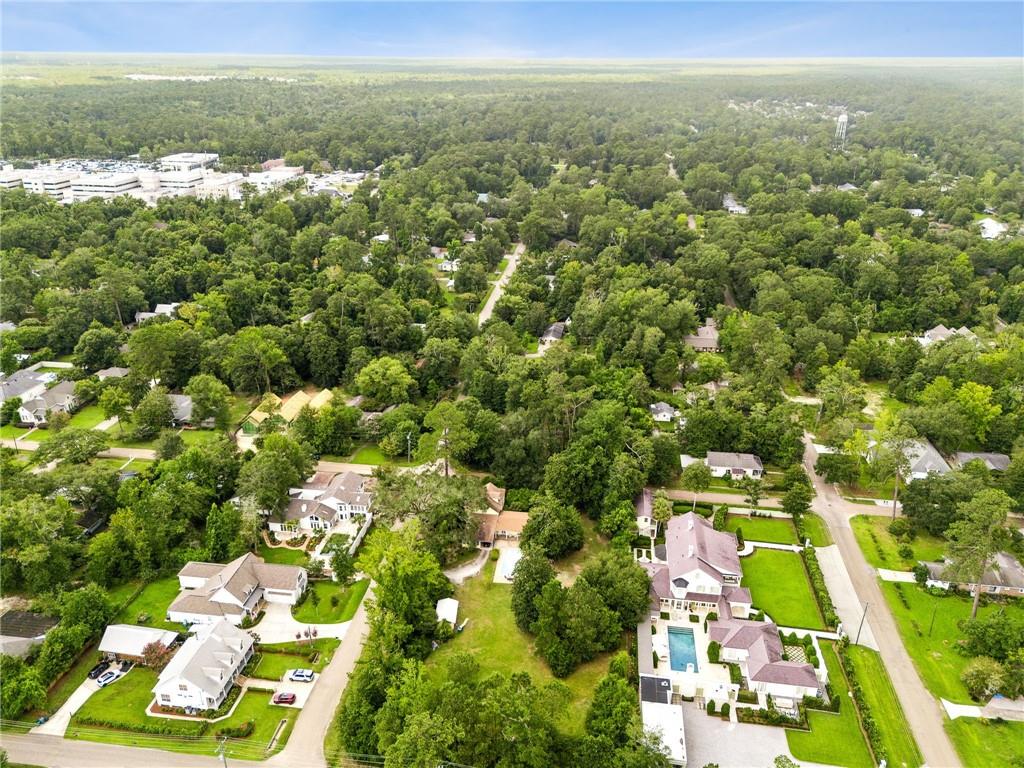 830 S MADISON Street