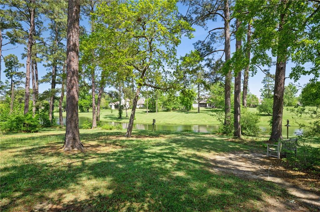 913 CAMPHILL Drive