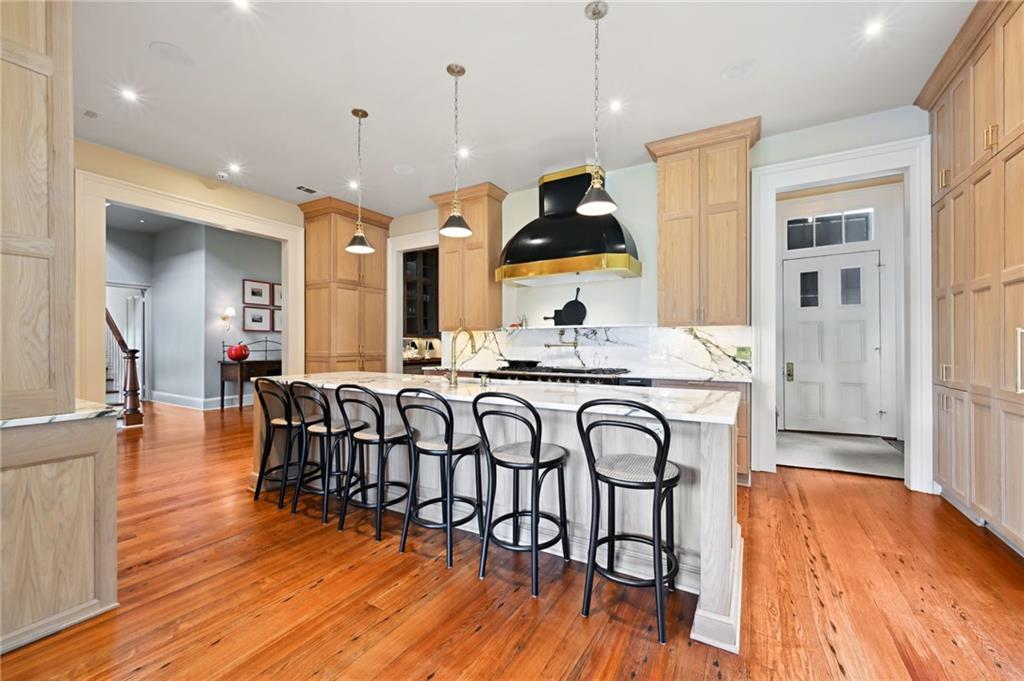 622 S AMERICA Street