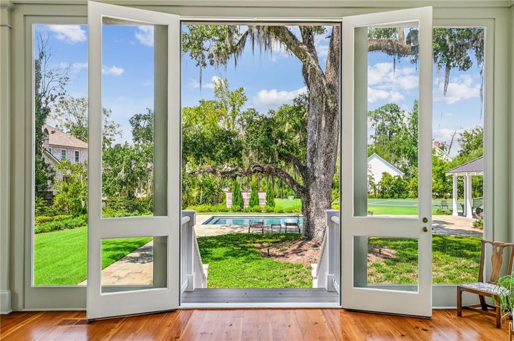 622 S AMERICA Street