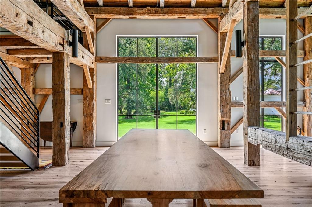 622 S AMERICA Street